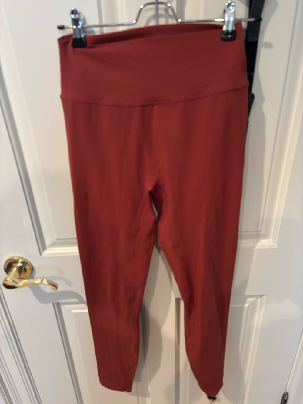 ZYIA High-Waist Leggings in Rust Brick